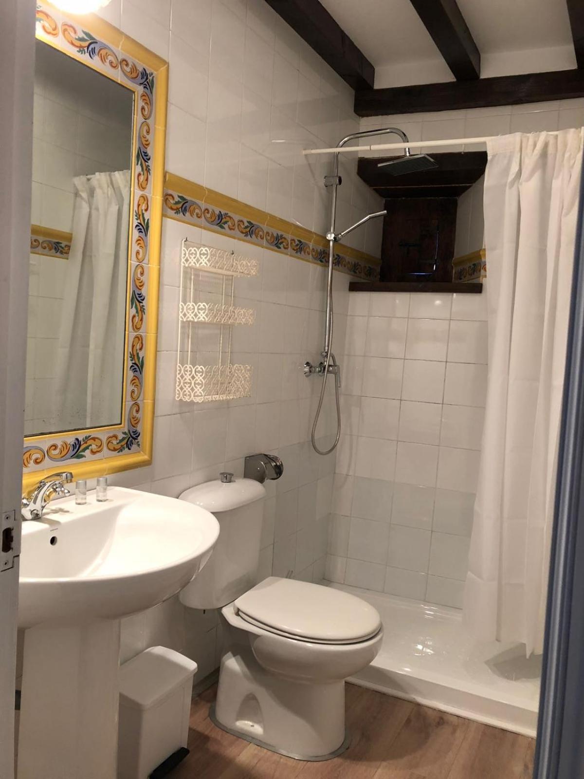 Apartamentos La Casona Ucieda Buitenkant foto